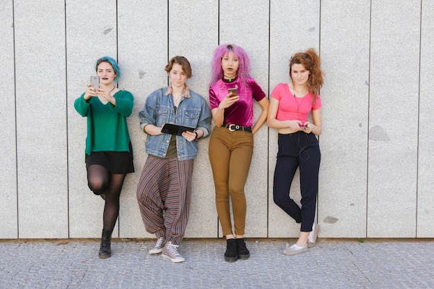 K-Pop’s Influence on US Fashion: Top 5 Trends in 2025
